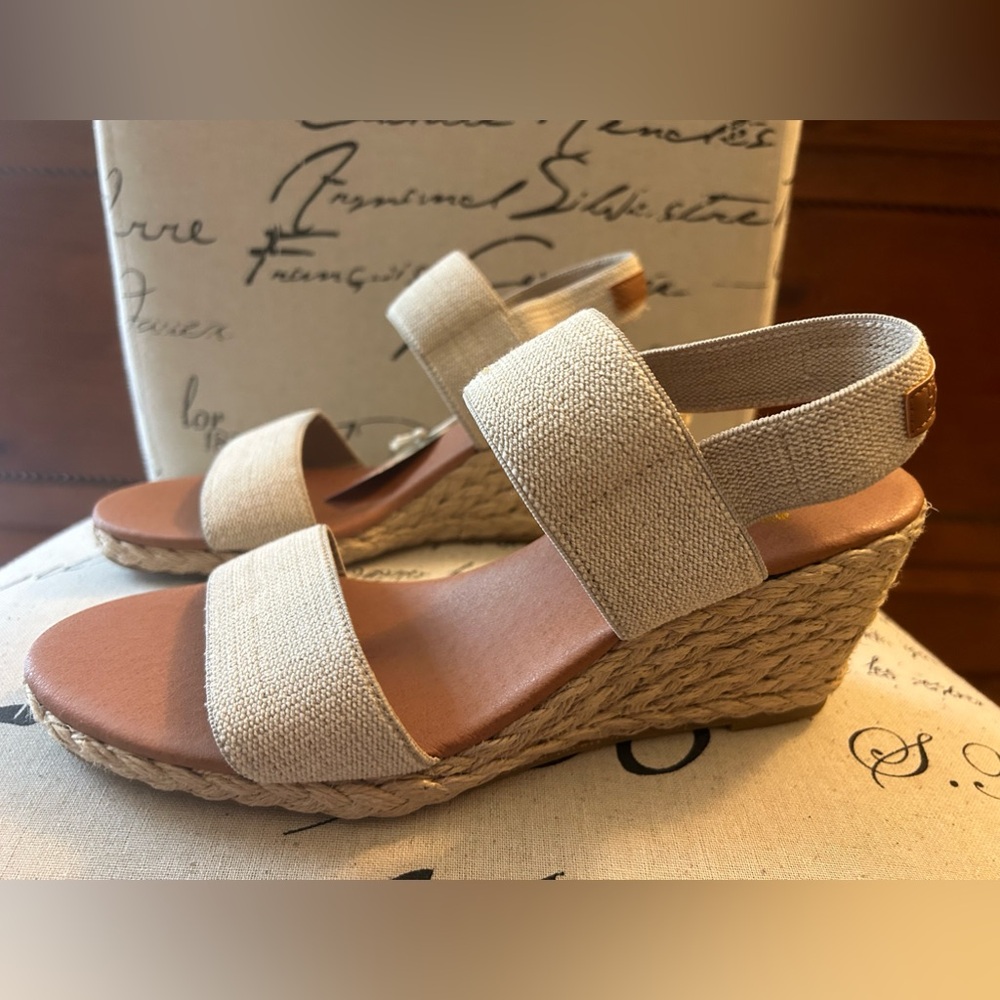 Tommy Bahama Wedges Size 8.5 M